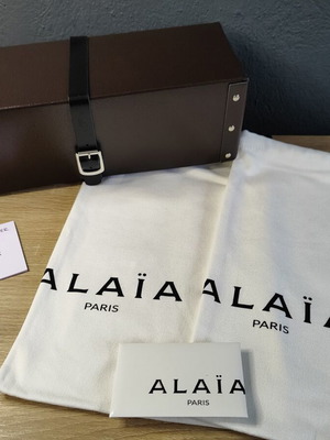ALAIA Paris leather shoe box and dustbags used