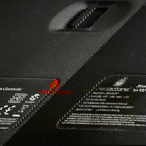 Guitar Hero Metallica PS2 μεταχειρισμένο με αυθεντική κιθάρα και dongle