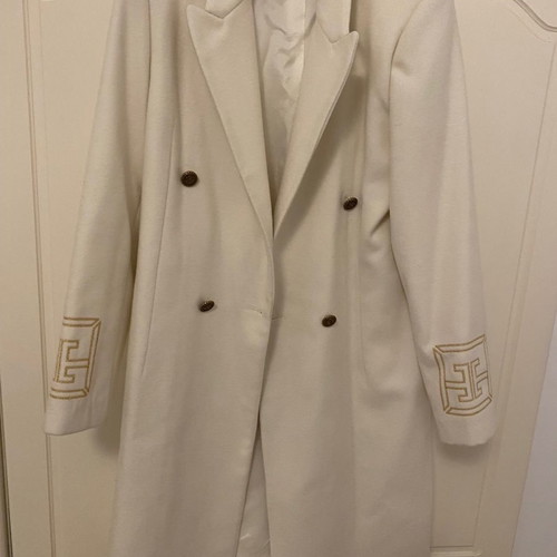 Nema coat new, white with gold embroidery on sleeves s/m