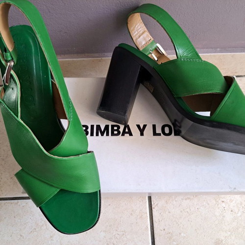 Bimba Y Lola Green Leather Sandals New Size 39