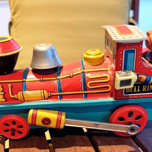 Modern Toys Masudaya Tin Train vintage, made in Japan 1960s, like new, untested