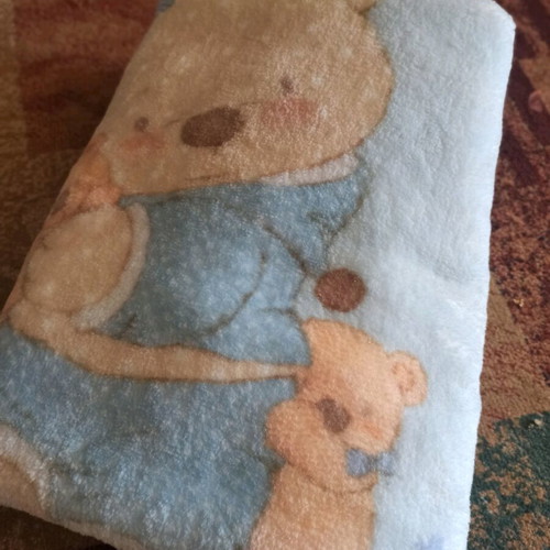 Baby blanket made in Spain like new, soft for cradle or crib