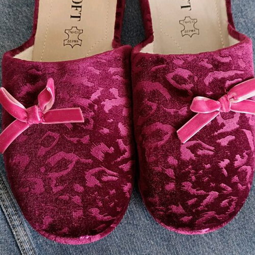 B-Soft slippers like new, red, leather insole, size 38
