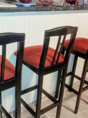 Set of 4 bar stools with red seats