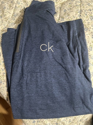 Calvin Klein Sweater like new, blue, size M