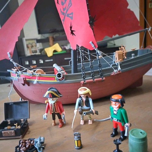 Playmobil 3900 Red Corsair pirate ship used