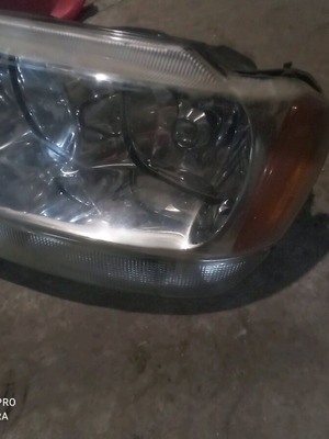 Left headlight Grand Cherokee used