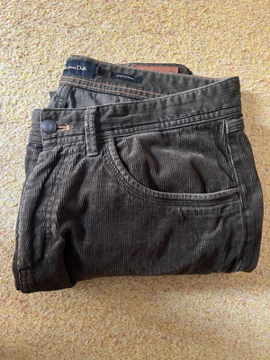 Massimo Dutti corduroy pants used, brown, size 31
