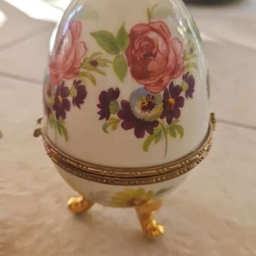 Porcelain vintage decoration like new Limoges France