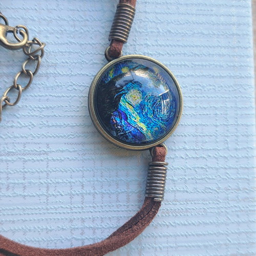 Van Gogh Starry Night Bracelet like new, multicolor with leather strap