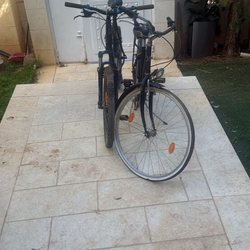 Bicycle trunk rack and 2 used bicycles city and mountain
