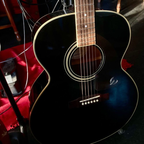 Epiphone SJ-15 Super Jumbo acoustic guitar like new