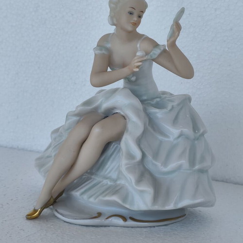 Wallendorf Schaubach Kunst ballerina figurine with mirror, vintage porcelain
