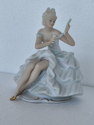 Wallendorf Schaubach Kunst ballerina figurine with mirror, vintage porcelain