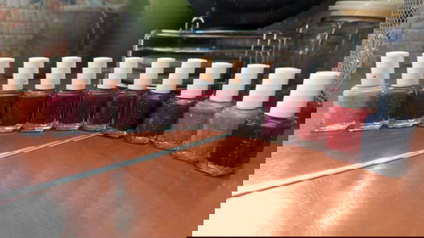 12 μανό essie