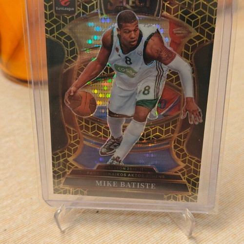 Mike Batiste 2025-26 Panini Select EuroLeague Gold Prizm SSP card