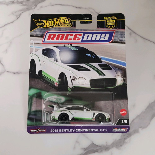 Hot Wheels 2018 Bentley Continental GT3 White Premium Race Day new