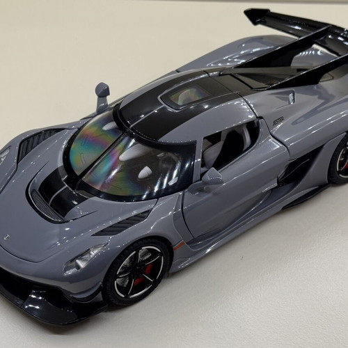 Koenigsegg Jesko 1:22 Jiaye Model new with box