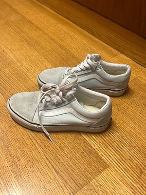 Vans baby blue shoes size 36 like new, athletic