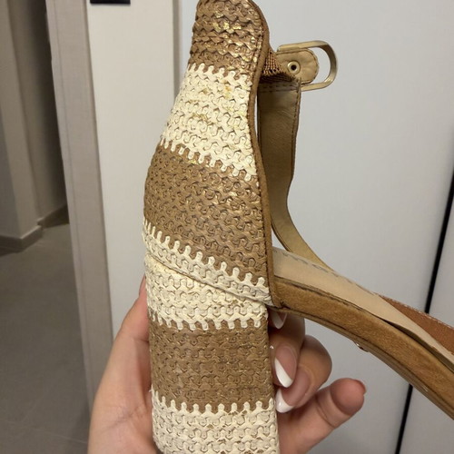 Tamaris comfortable beige and brown platform sandals, size 39