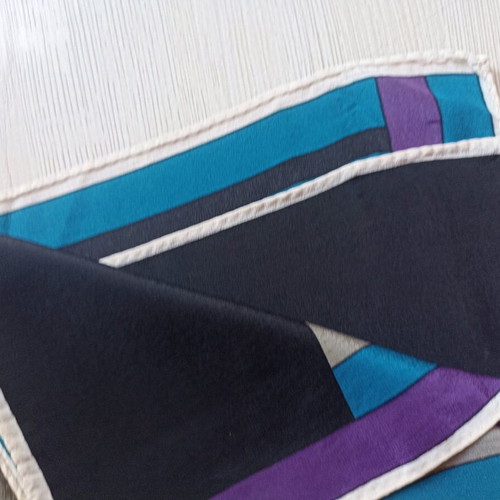 Krizia women's silk scarf like new, multicolor with print