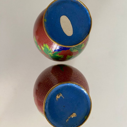 Pair of vintage Chinese cloisonné vases with peonies, used, 16 cm