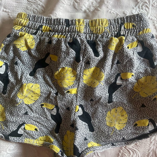 Shorts used, size S