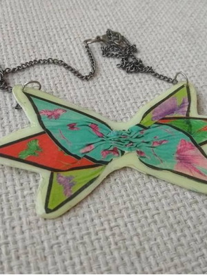 Handmade short bow necklace with chain, green and turquoise