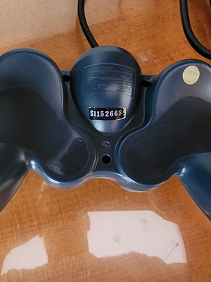 Saitek 8 Button Rumble PC Game Controller like new