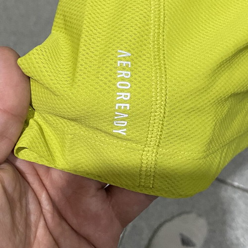 Adidas Own the Run tee new, yellow, size M