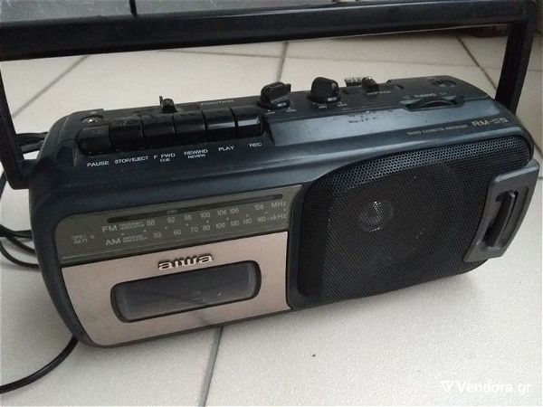  radiokasetofono AIWA  RM-55