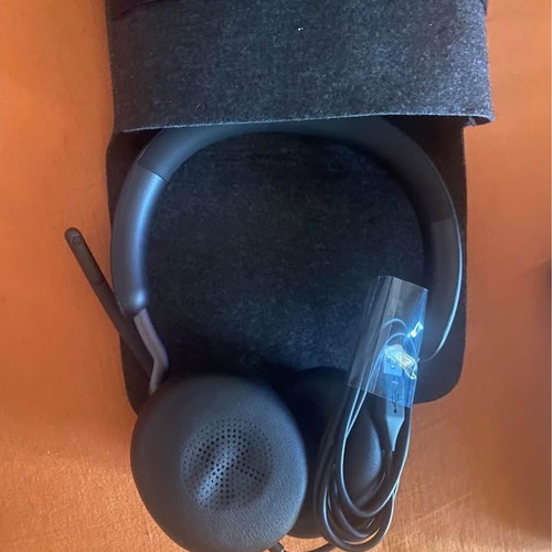 Jabra Evolve2 40 wireless headset new
