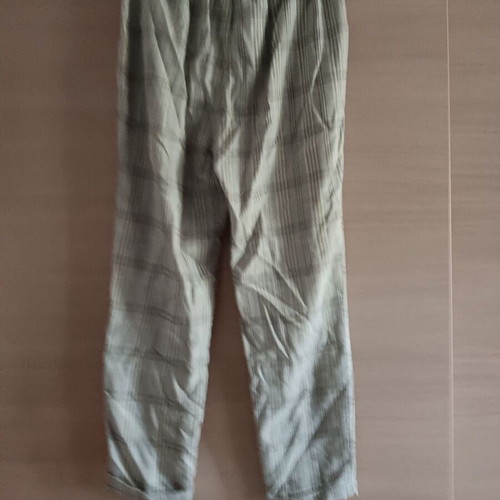 Stradivarius women's pants used, size M 38 10, green