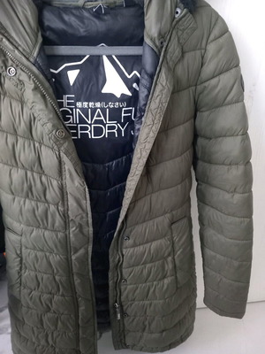Μπουφάν γυναικείο Superdry μεταχειρισμένο, μέγεθος S, χακί