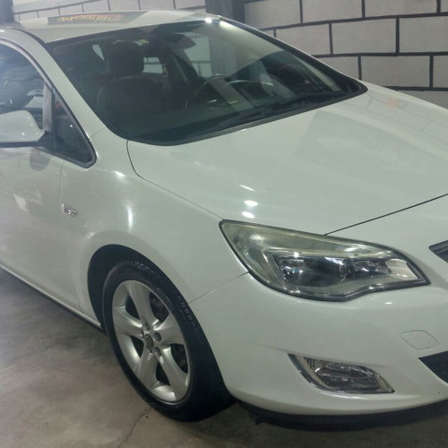 Opel Astra 2011 1.3 CDTI Ecoflex sedan used, full extra, 120hp