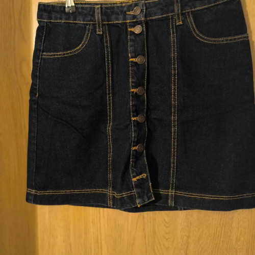 Denim skirt with buttons Stradivarius like new, size L