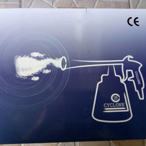 Tornador cleaning gun new with air pressure