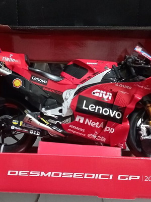 Maisto Ducati Lenovo Team 2024 Moto GP 1:6 Scale Diecast Model