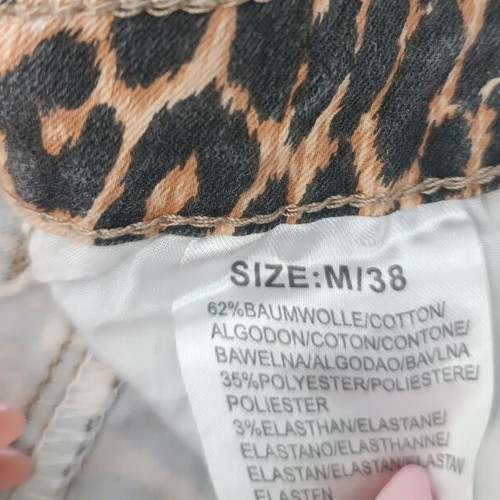 Nina Carter leopard denim pants, size M / 38