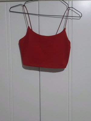 Γυναικείο crop top μεταχειρισμένο, κόκκινο, μέγεθος S Pink Woman