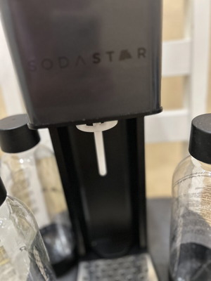 Sodastar Soda Water Carbonation Machine like new with cylinder and 3 bottles