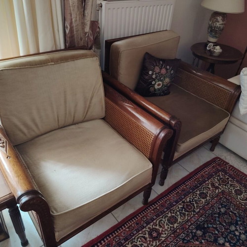 Vintage sofa with 2 armchairs used, good condition