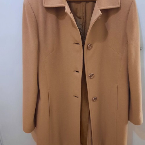 Women's camel coat used, size M