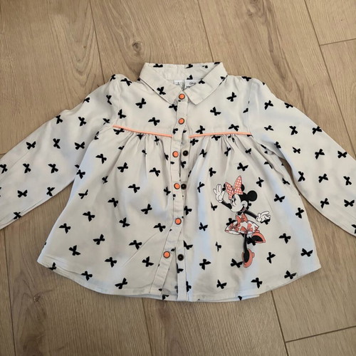Disney shirt 3 years like new, white