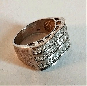 Δαχτυλίδι ασημένιο 925 με πέτρες ζιργκόν