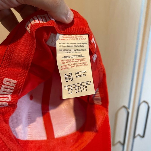 Puma x Ferrari collectible hat like new, red