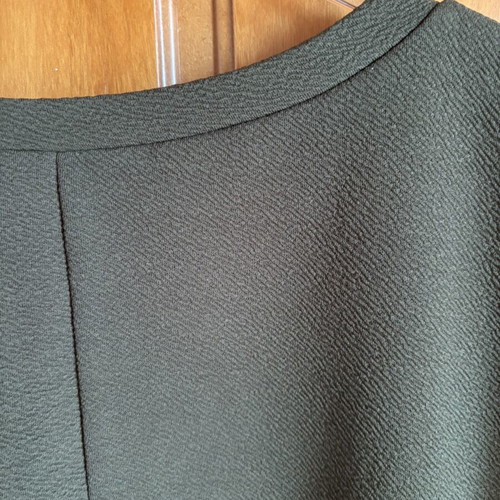 Olive short-sleeve shirt like new, size M
