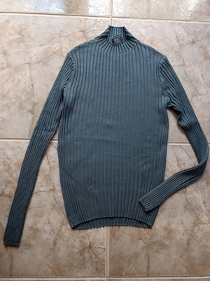 Calliope women's thin pullover like new, elastic