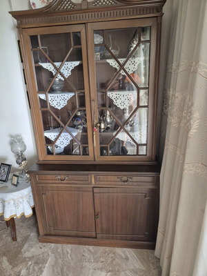 Display cabinet double-sided buffet dark English style with diamond glass