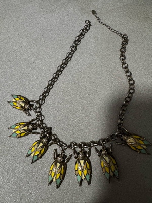 Vintage enamel necklace Zara like new, green